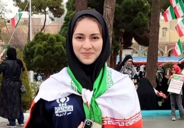 این جمعیت برای چه آمده بود؟