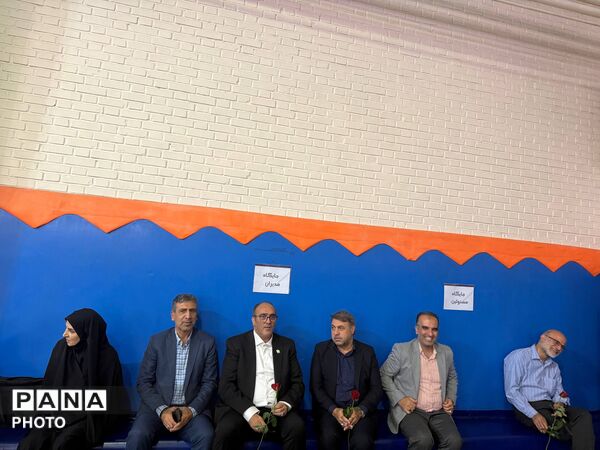 اوج هیجان در فینال والیبال طرح میدان پویا؛ درخشش نوجوانان ورزشکار منطقه ۳