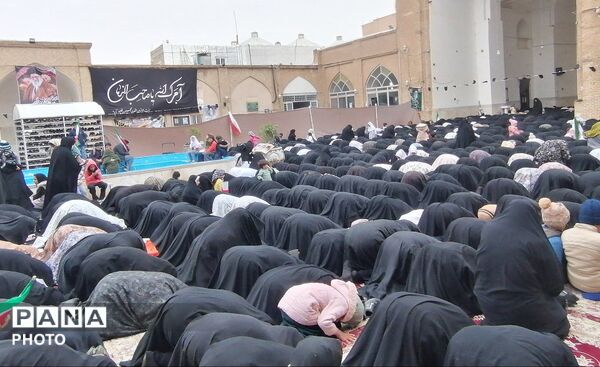نماز جمعه روز قدس در مسجد جامع شهرستان خلیل‌آباد