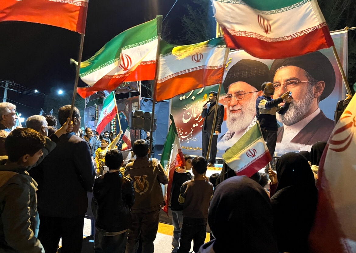 برگزاری مراسم بزرگداشت قائد امت در خاتم