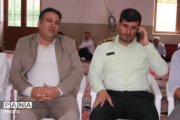 میز خدمت مسئولان برای رسیدگی به مسائل مردم شهرستان نظرآباد