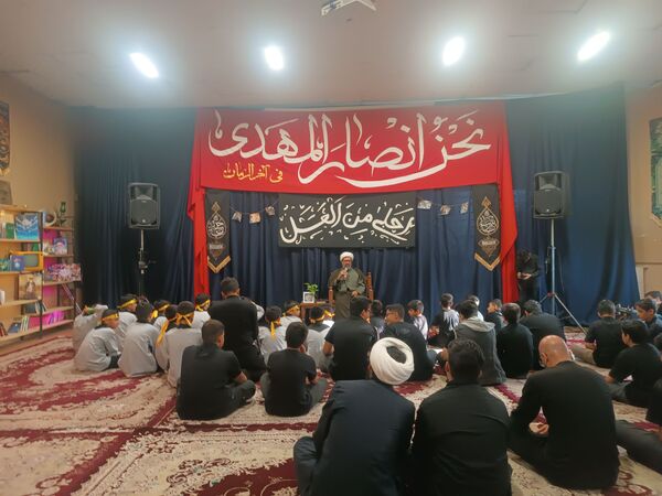 همایش احلی من العسل در اتحادیه انجمن‌های اسلامی دانش‌آموزی نیشابور