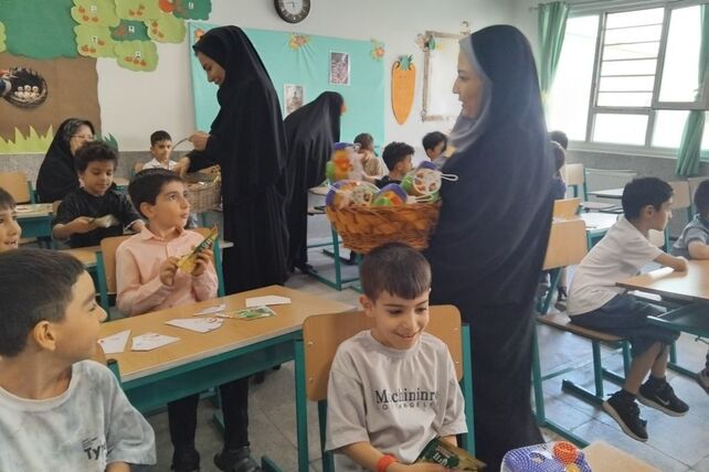 کلاس های آمادگی کوتاه مدت ویژه نو آموزان باز مانده از آموزش پیش دبستانی در مدرسه ابن سینای پردیس