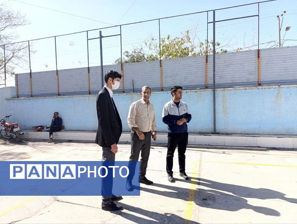 بازدید کارشناس تربیت بدنی شهرستان خلیل آباد از دبیرستان رئیس زاده 