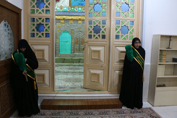 محفل دانش‌آموزی انس با قرآن در آستان مقدس چهل اختران قم