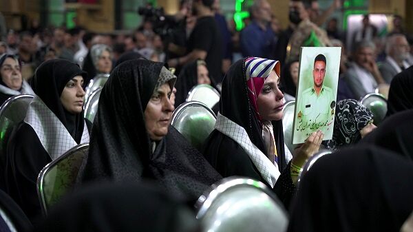 اجلاسیه ۷۵۰ شهید شهرستان فردیس با حضور گسترده مسئولین و اقشار مختلف مردم برگزار شد