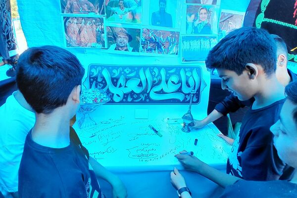 برپایی موکب امام حسین (ع) در منطقه پردیس با مشارکت پیشتازان سازمان دانش آموزی 