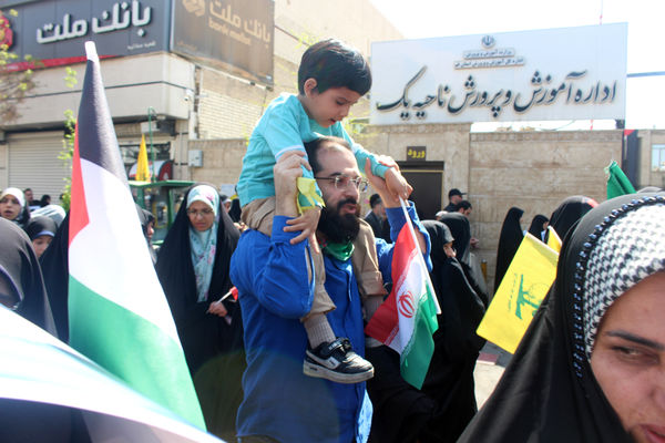 جلوه هایی شکوهمند از راهپیمایی روز جهانی قدس در قم