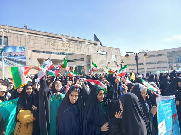 ۱۳ آبان،  روز آشکار ساختن ناتوانی استکبار 