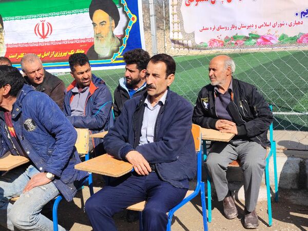 افتتاح چمن مصنوعی روستای قره مصلی