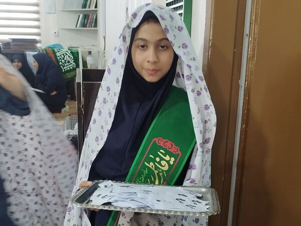 سلسله جلسات تبیین حدیث شریف کساء در دبیرستان شاهد تکتم ناحیه ۳