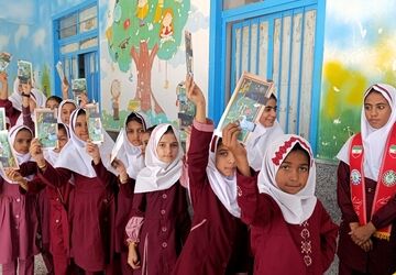 جشن عاطفه‌ها با طنین عشق و همدلی در رودان