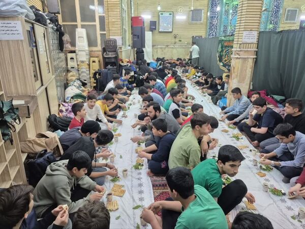 حضور معاون پرورشی و تربیت‌بدنی منطقه ۱۲ در محافل اعتکاف دانش‌آموزی 