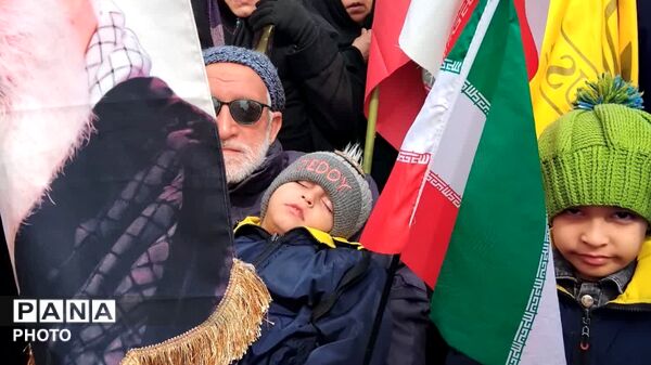 خروش مردمان مشهدی در راهپیمایی حماسی روز قدس 