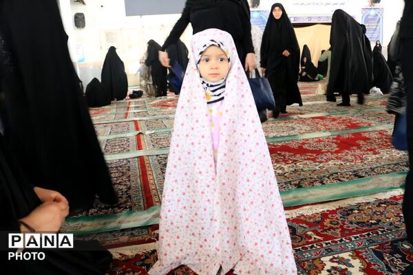 اجتماع باشکوه، حضور پرشور جوانان و خدمات متنوع فرهنگی و اجتماعی در مصلای بزرگ امام خمینی (ره)