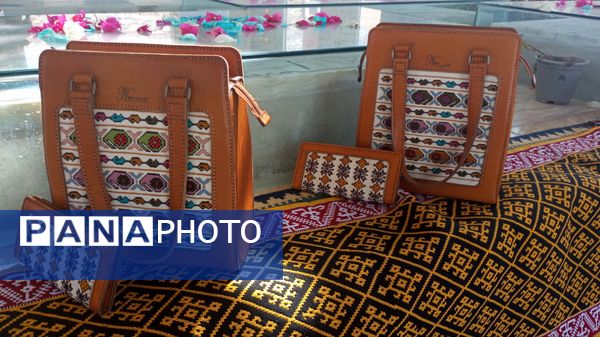 آوای هنر در هفته دولت؛ تقدیر از هنرمندان صنایع‌دستی در تپه شهدا گمنام