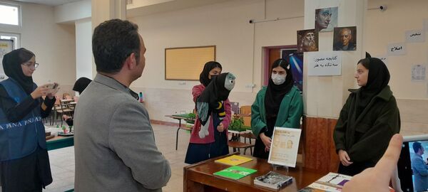 فرزانگان سمپاد ملارد در مدار پژوهش