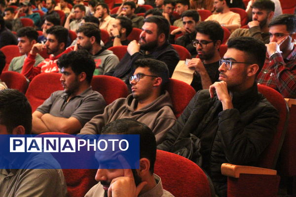 نخستین اجلاسیه شهدای دانشجو معلم در زنجان 