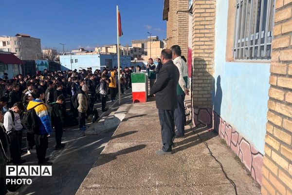 عطر رضوی در دبیرستان شهید مصطفی خمینی پیچید