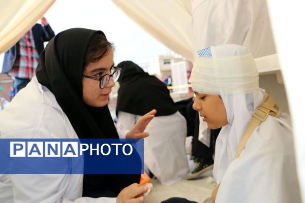 مانور آمادگی برای مقابله با بحران در آموزشگاه دخترانه راز