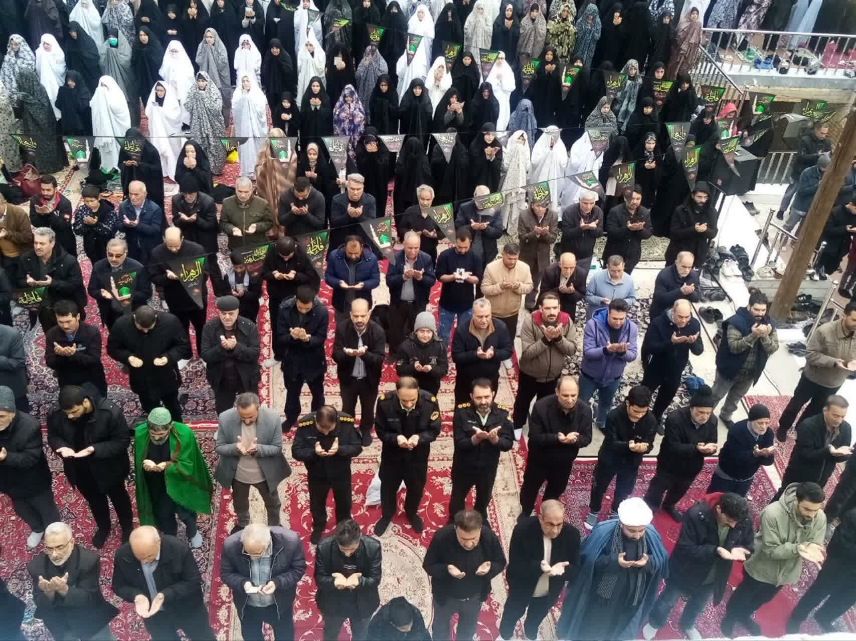 لحظات انس با خدا در نماز عید فطر شهر کهک
