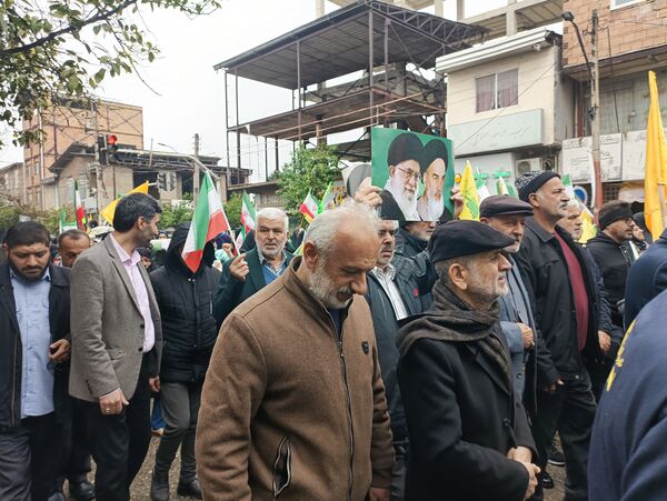 جشن تولد چهل و هفت سالگی انقلاب در گلوگاه 
