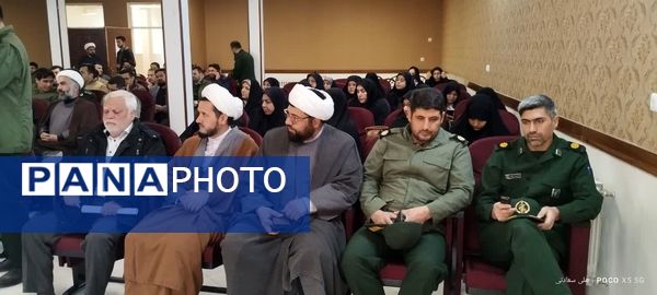  محفل نورانی انس با قرآن کریم در آموزش و پرورش کلات 