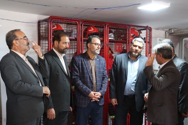 گرامیداشت روز آتش‌نشان و عطرافشانی مزار شهدای گمنام در تربت‌حیدریه