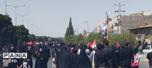 راهپیمایی دلدادگان و جاماندگان اربعین حسینی در شهرستان بیرجند