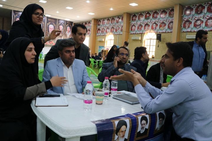 نگاه ویژه‌ای به تنگستان داریم 