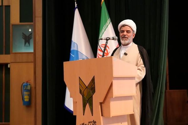 برای شناخت اسلام، صحیفه سجادیه بخوانید