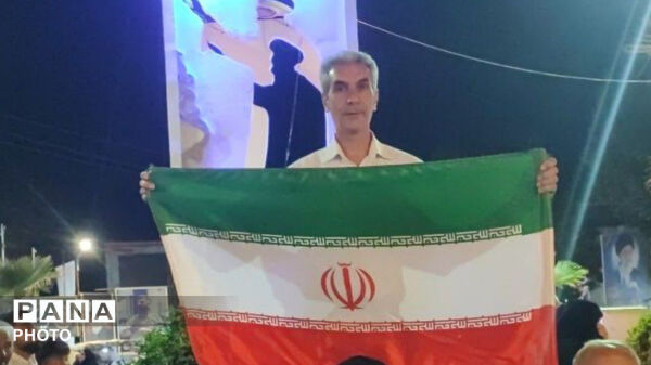 طنین دوباره فریاد مقاومت در کوهدشت؛ نود و سومین شبِ بیعت با ولایت