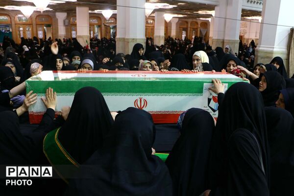 وداع با پیکر شهیده «سراجی نژاد» پس از 70 روز مفقودیت