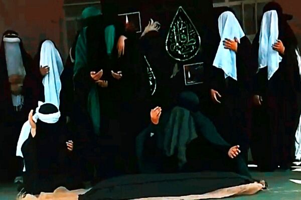 برگزاری نمایش مذهبی به مناسبت شهادت حضرت فاطمه الزهرا (س)در مدرسه پیام قرآن اسلامشهر