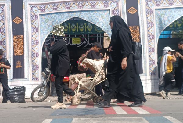 موکبی با رنگ و بوی مقاومت و شهادت 