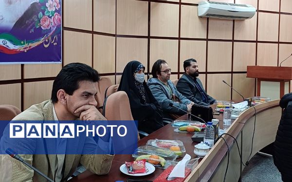 نشست صمیمی فرماندار شهریار با اصحاب رسانه و فعالان فضای مجازی