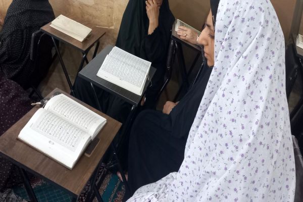 محفل انس با قرآن کریم در مسجد سلمان فارسی بندرعباس