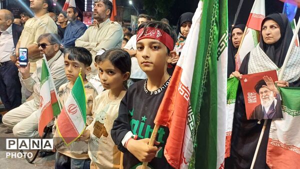 نمایش  اقتدار و وفاداری ،حضور پرشور مردم کوهدشت