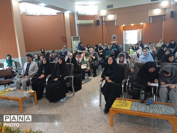 صدای برتر،سکوی پرتاب دختران مشهدی به دنیای مجری‌گری و فن بیان