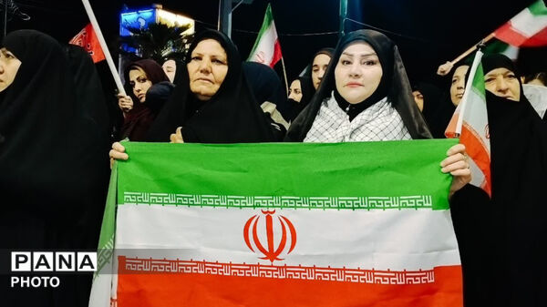 هفتادمین قرار شبانه مردم انقلابی کوهدشت، در دفاع از وطن و بیعت با رهبری