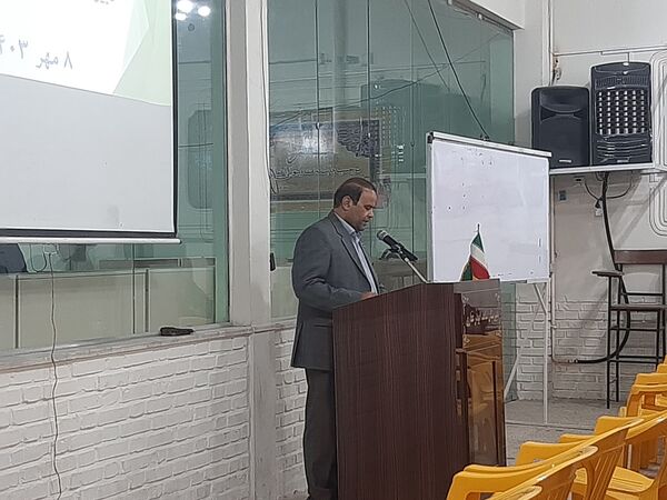 اولین جلسه انجمن اولیای دبیرستان شاهد ابوذر غفاری نیشابور 