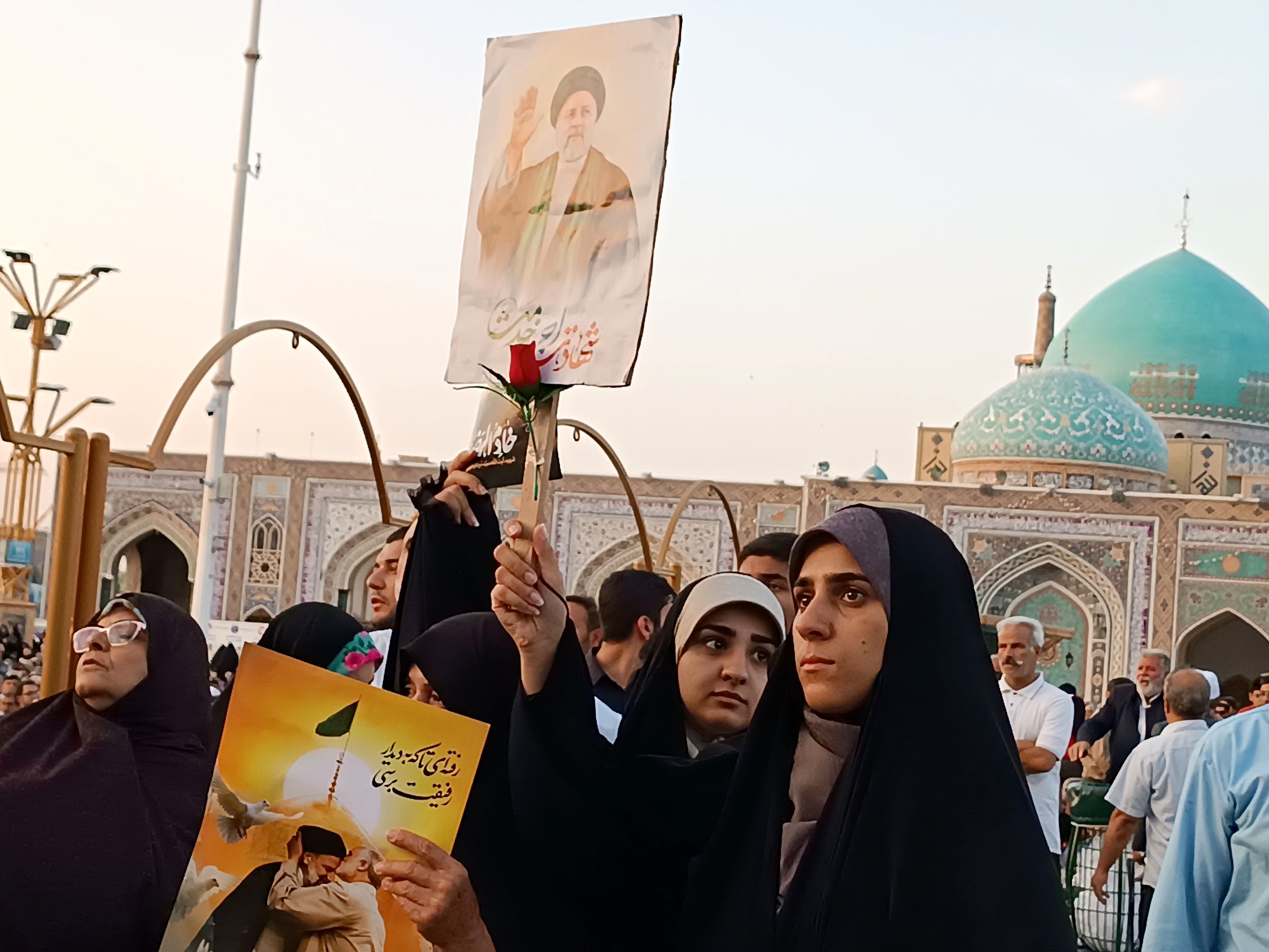 برگزاری مراسم چهلم رئیس‌جمهور شهید در حرم مطهر رضوی 