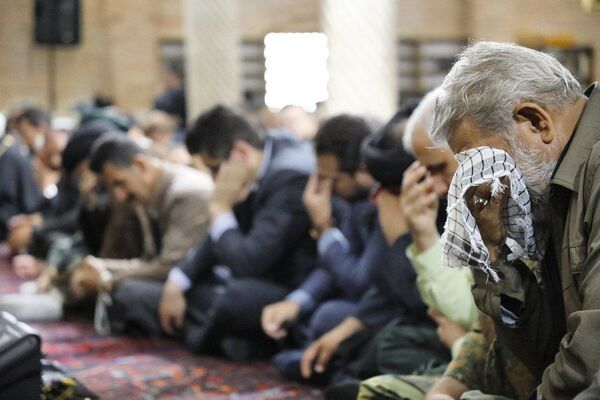مراسم بزرگداشت شهیدان راه خدمت در مسجد جامع سنندج 
