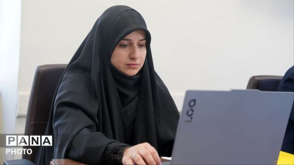 آیین بزرگداشت تأسیس سازمان دانش‌آموزی در استان اصفهان 