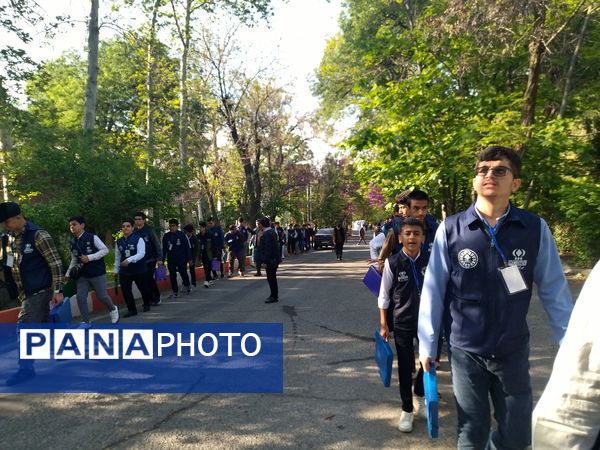 افتتاحیه اردوی مسئله محور پسران در اردوگاه شهید باهنر تهران 