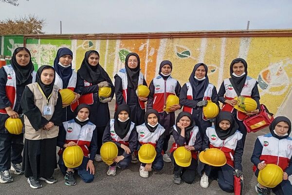  بیست و ششمین مانور زلزله در دبیرستان شهید مجید دهنوی 