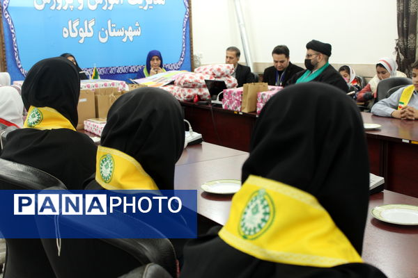 آیین تقدیر از دانش‌آموزان و فرهنگیان برگزیده در گلوگاه