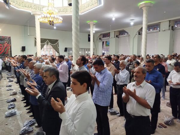 نماز باشکوه عید سعید قربان در شهرستان کاشمر 