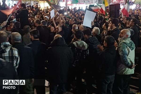 حضور دانش‌آموزان و فرهنگیان فشافویه در آیین‌های شبانه؛ نمایش بصیرت و تجدید میثاق با آرمان‌های شهدا