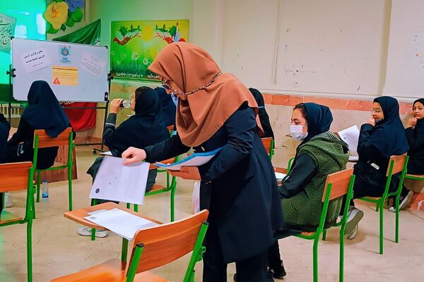 المپیاد و کارسوق هندسه در مدرسه فرزانگان 2 شهر پرند 